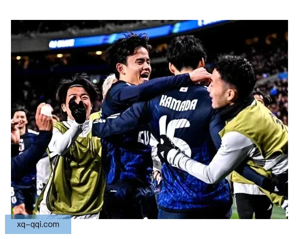 世预赛新加坡迎战泰国拼搏激战 两队为晋级激烈对决